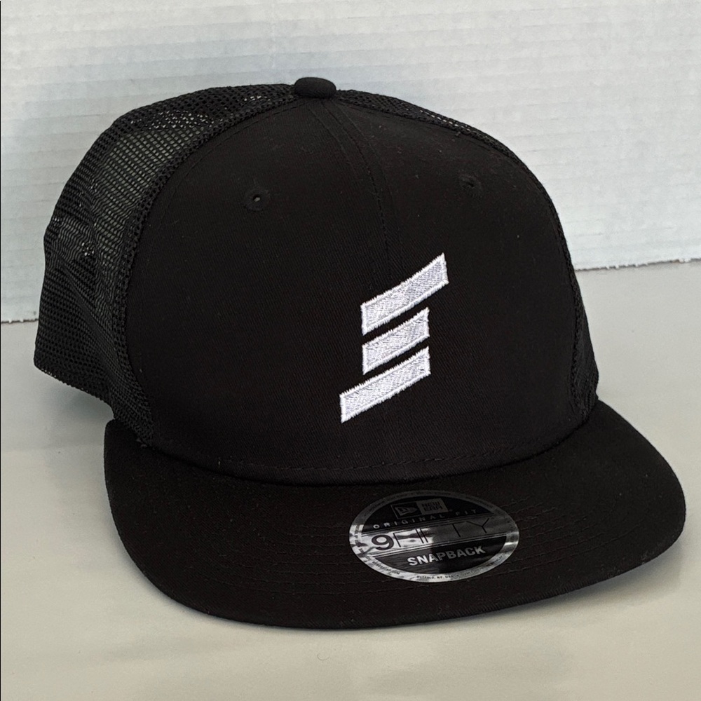 New Era Black 9FIFTY Snapback Hat NWOT